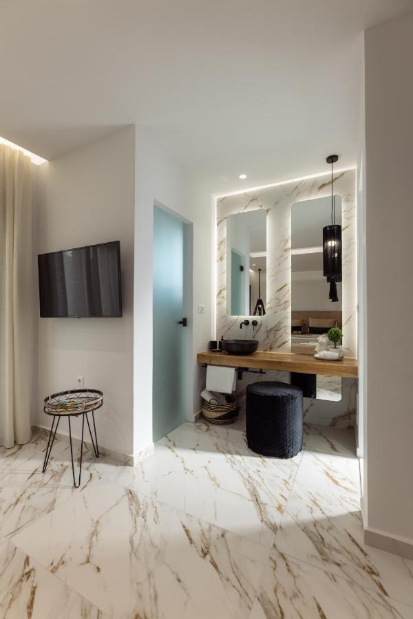 Olvos Suite Naxos City ภายนอก รูปภาพ